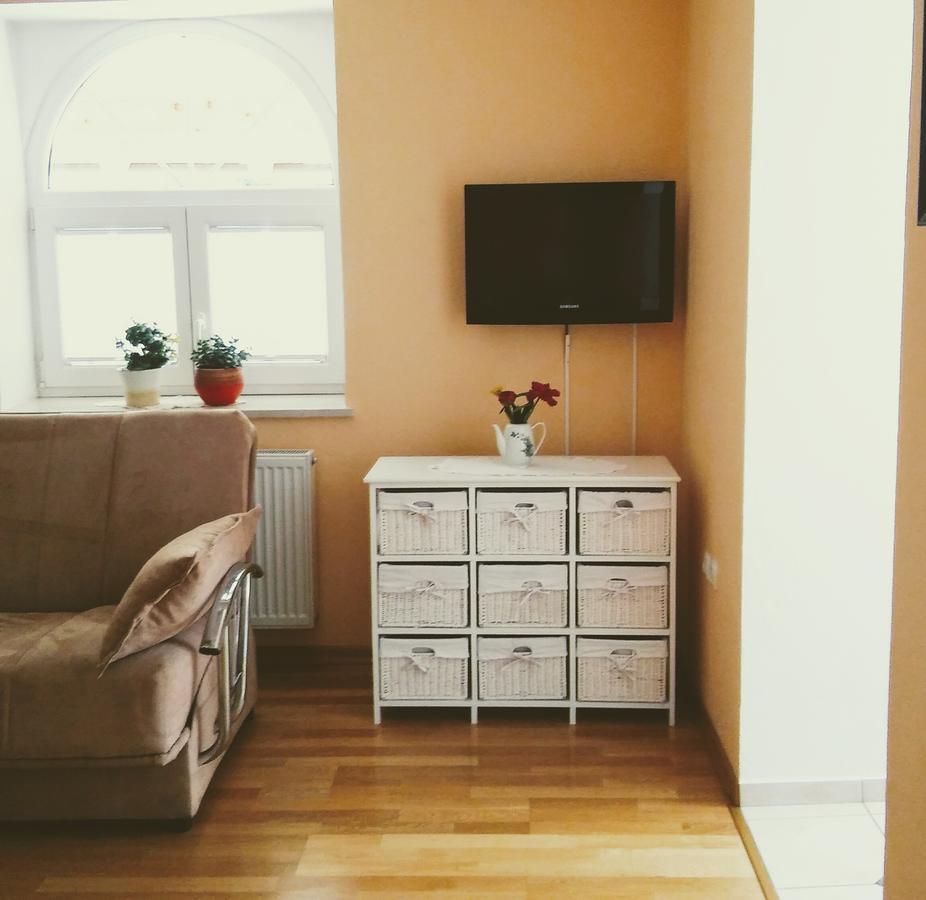 Markovec Prenocisca Angelin Hram, Tiny Apartments מראה חיצוני תמונה